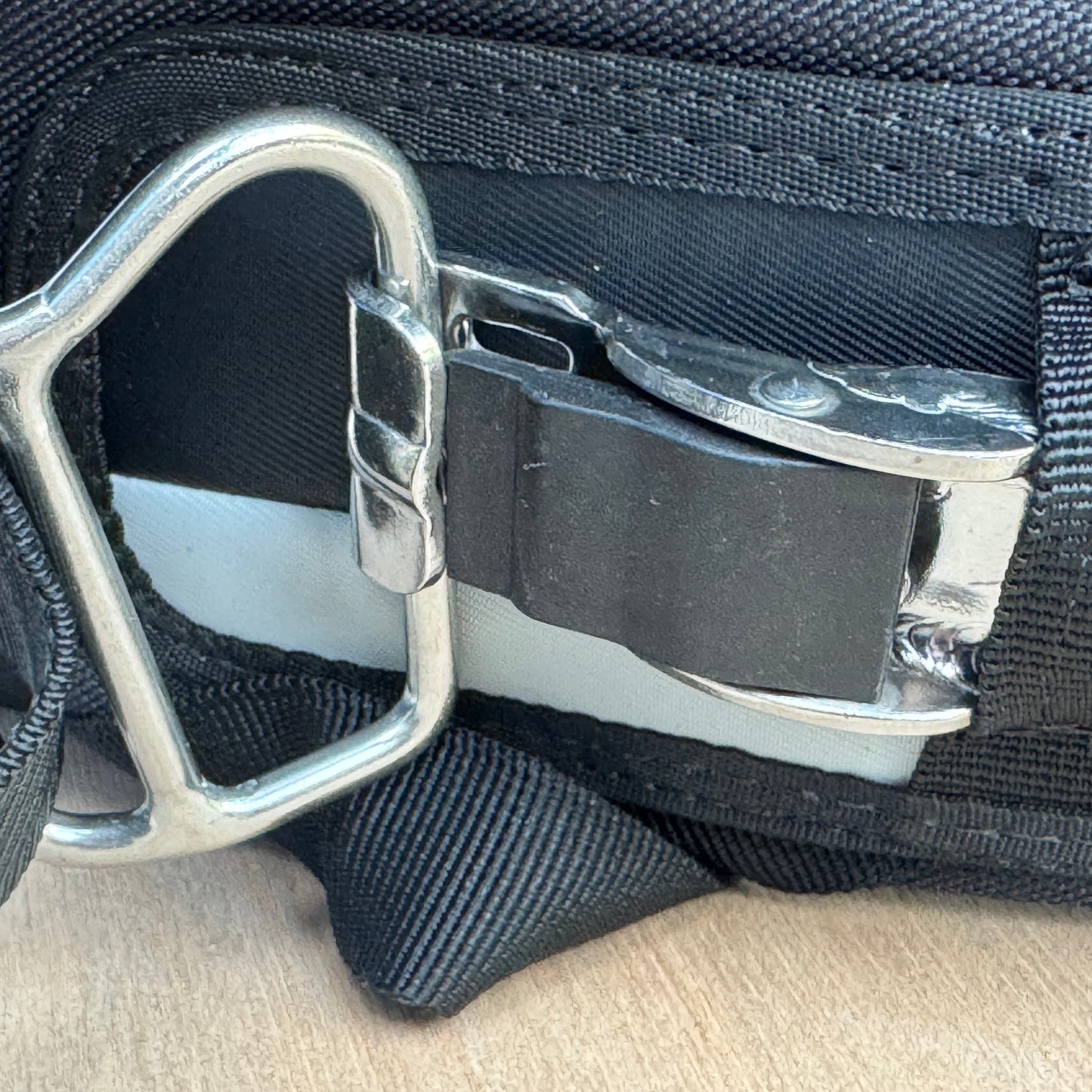 Drake Hybrid Harness