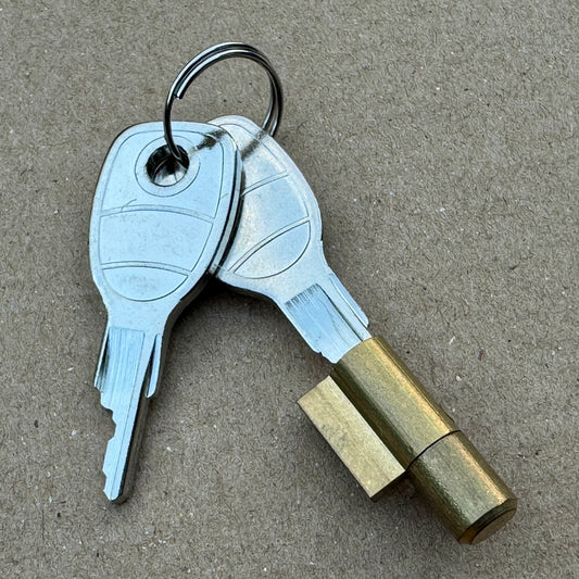 AL-KO Style Integral Hitch Lock - Small
