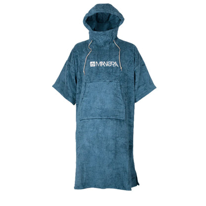 Manera Poncho