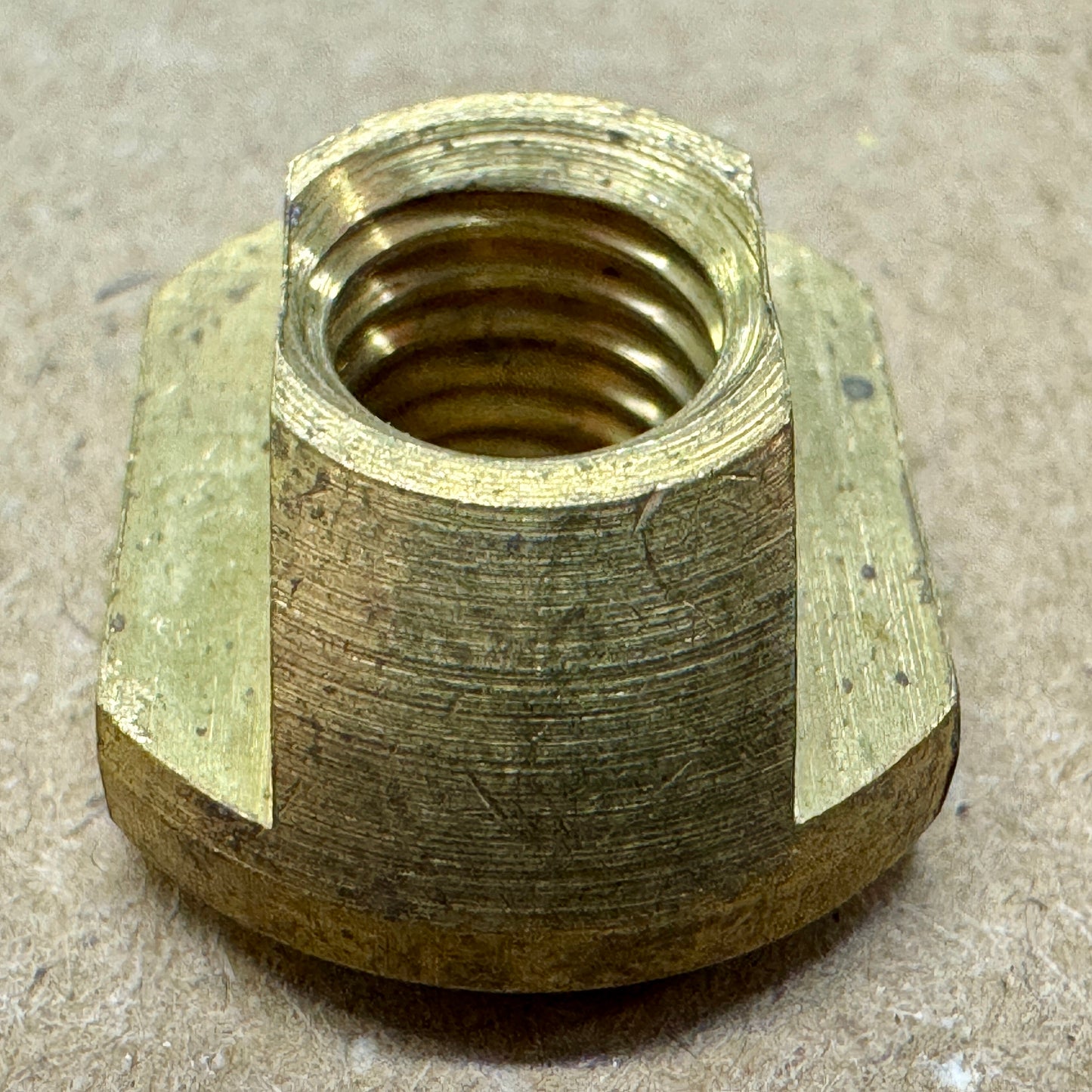 UJ Track Nut Brass