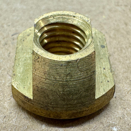 UJ Track Nut Brass